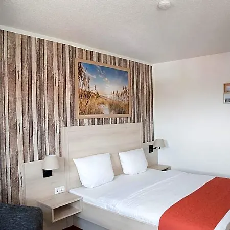 Up'n Diek Hotel